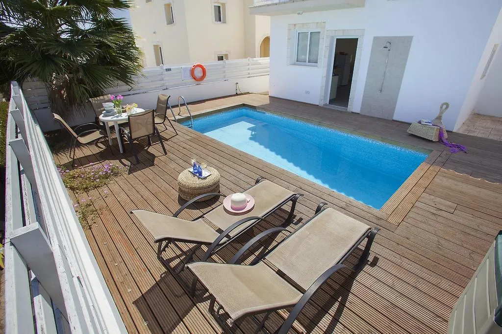Villa Daffodil Πρωταράς