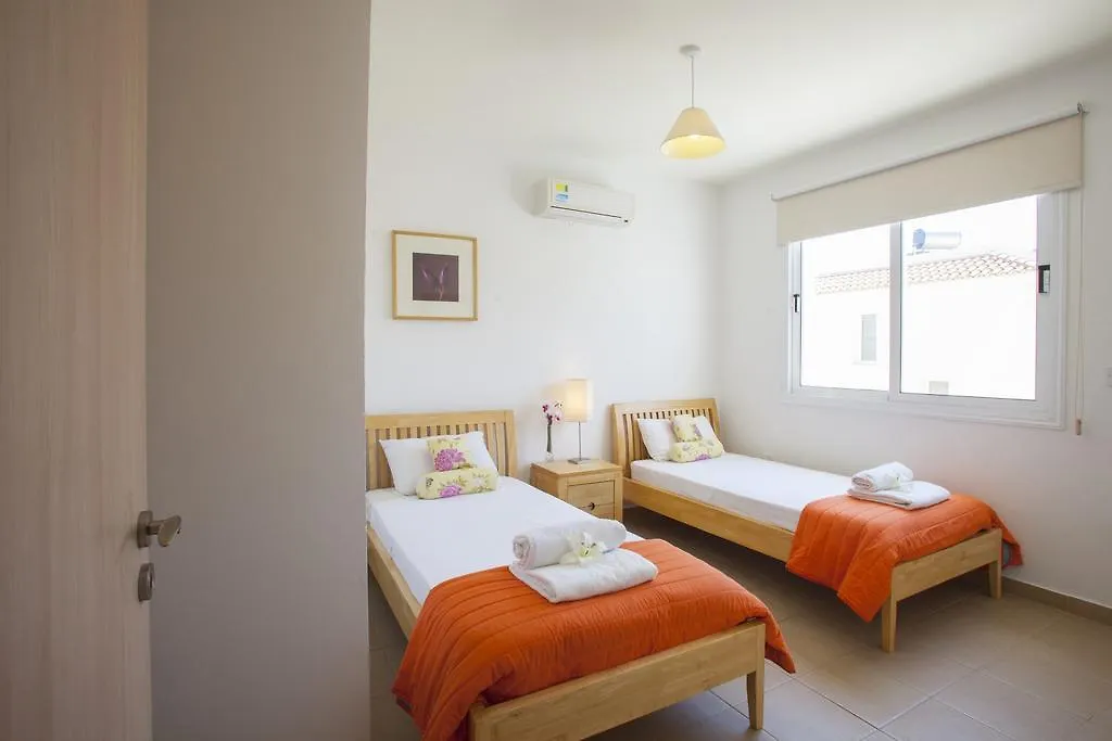 Villa Daffodil Πρωταράς
