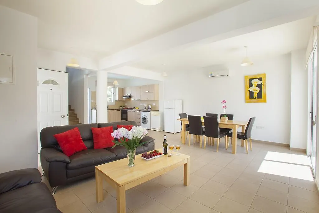 Villa Daffodil Πρωταράς